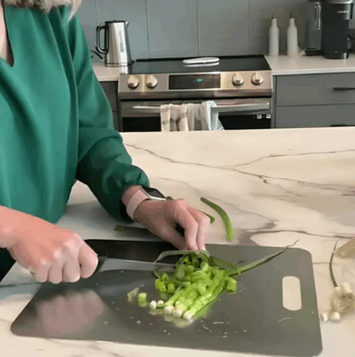 KatuChef Cutting Board customer review Eve